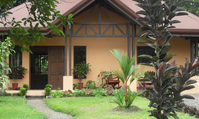 Palma House | Tranquil Home in La Fortuna, Near Hot Springs & Spa