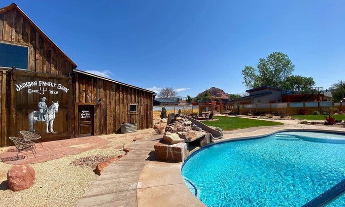 Kanab House | Explore Kanab Escape: 2BR with Pool & Roof Deck Retreat