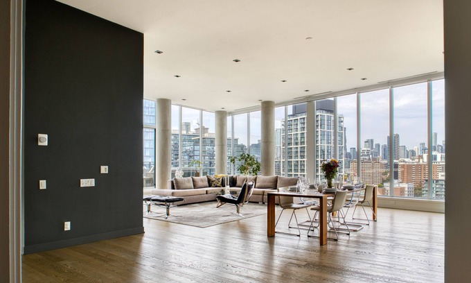 West Don Lands Condo | Private Rooftop Patio with Hot Tub - Exec Penthouse - Fireplace - 3500 sqft