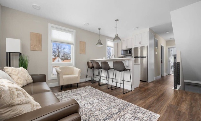 Traverse City Condo | Exclusive Rooftop Retreat with Stunning Water Views
