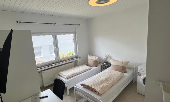 Region Hannover District Apartment | Cozy Private Room with Kitchen Amenities & High Guest Rating