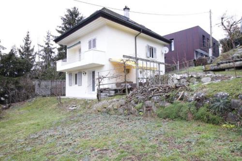 Bolligen House | Cozy Long-Term Stay with Family and Pet-Friendly Amenities