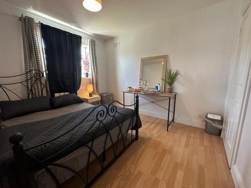 Clonmel Bed & Breakfast | Cozy Private Room in a Welcoming House Retreat