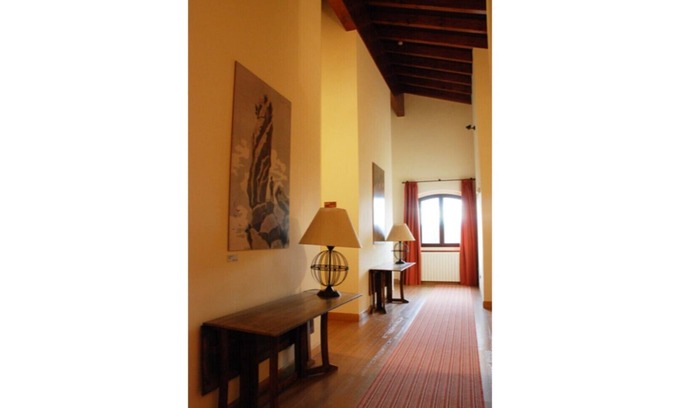 Arbizu Apartment | Cozy Retreat in Scenic Rural Hotel for Memorable Getaways