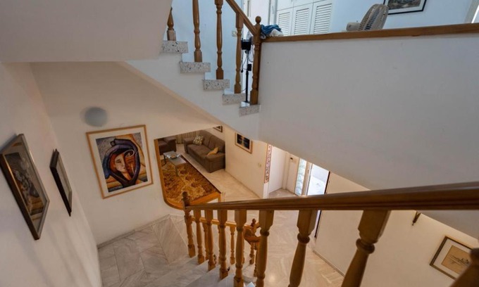 Rishon LeTsiyon House | Cozy Private Room in Welcoming Vila with Family Amenities