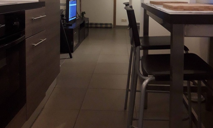 Nimy Bed & Breakfast | Private room in shared apartment. Very bright and spacious apartment