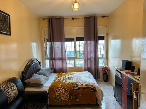 Diour Jamaa House | Cozy City Center Room: Pet and Child Friendly Stay