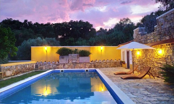 Tomar Apartment | Exceptional Oceanfront Room in Tomar with Pool Access