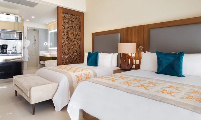 Ciudad Constitucion Hotel | Relaxing Stay in a New Cabo Resort with Pool Access