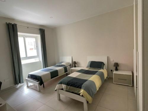 Il-Balluta House | Private room shared bathroom - 2 beds Balluta - Shared Flat