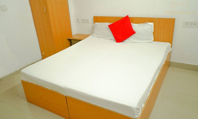 Lajpat Nagar Bed & Breakfast | Comfortable Private Rooms in Lajpat Nagar with Spa Access