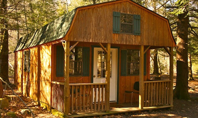 Elk Garden Cabin | Inviting Rustic Cabin with Hiking Access and Pet-Friendly Perks