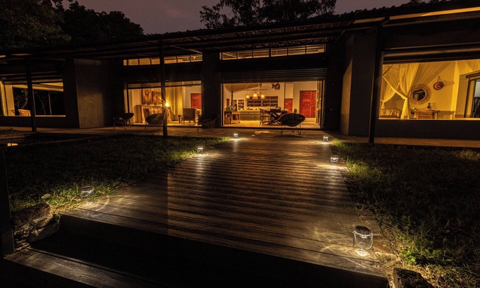 Eastern Province Cabin | Discover the Private Safari House Near South Luangwa Park