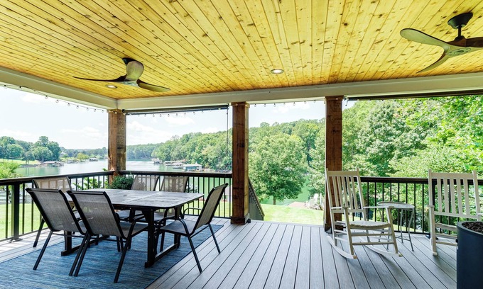 Moneta House | Idyllic Lakefront Moneta Home with Hot Tub & Boat Dock