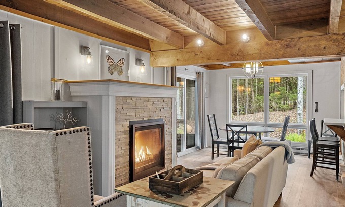 Washington House | Private Single Family Fully Furnished Home @ Ashuelot Lake