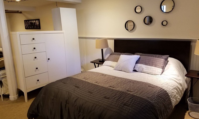 Reading Apartment | Cozy Suite with Private Entrance, Near Boston - Guest Rated 9.8