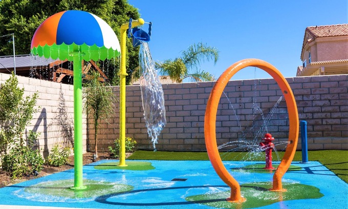 Indio House | Family Fun with Private Splash-Pad & Heated Pool Retreat