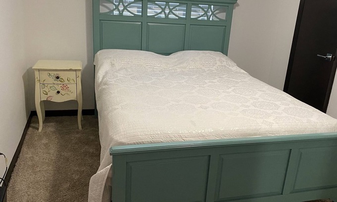 Ferry Pass Apartment | Cozy Private Studio with Kitchen, Steps from the Beach
