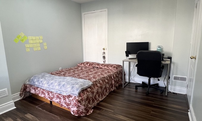 Brampton House | Convenient Private Studio Unit Near Transit for Families