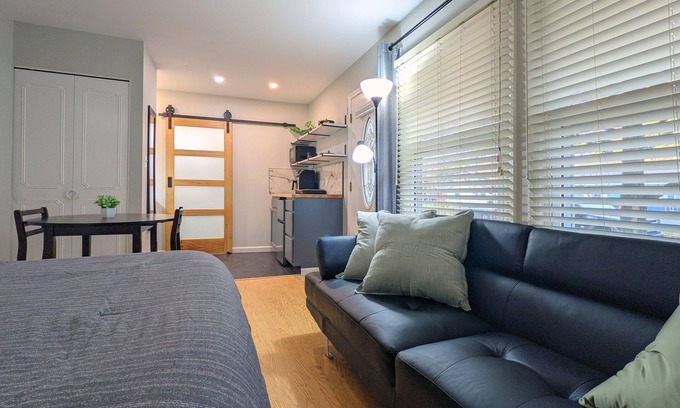 Sterling Apartment | Cozy Private Studio with Queen Bed & Clawfoot Tub
