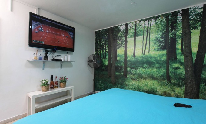 Gedera Apartment | Cozy Getaway at Like Home, Gedera-Room-BnB in Israel