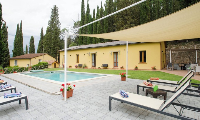 Po' Bandino Villa | Exclusive Tuscan Villa with Heated Pool & Spa - Book Now!