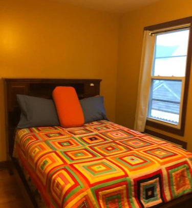 Queens House | Budget-Friendly Rooms to Stay in for Your Next Trip