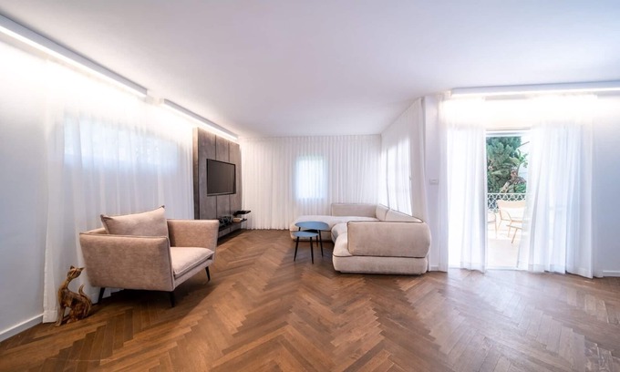 Herzliya Pituach House | Family-Friendly Vrbo Property for Your Next Adventure