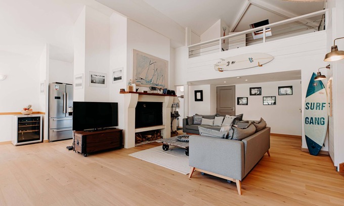 Moliets-et-Maa House | Elegant 5-Bedroom Villa with Pool, Spa & Beach Access