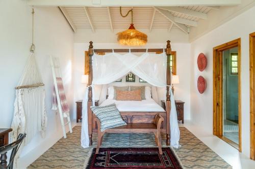 Caguana Villa | Private Villa at Monte Sagrado Reserve: Your Perfect Retreat