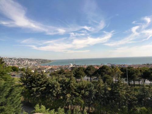 Buyukcekmece Villa | Family-Friendly Villa with Breathtaking Sea Views