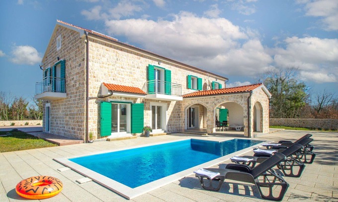 Drinovci House | Private Villa with Pool, WIFI & Panoramic Views Await