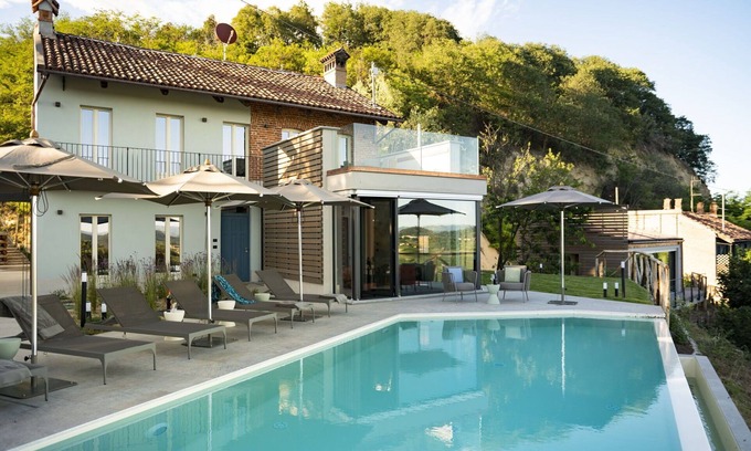 Monteu Roero Villa | Elegant Private Villa with Pool & Sauna Near Alba