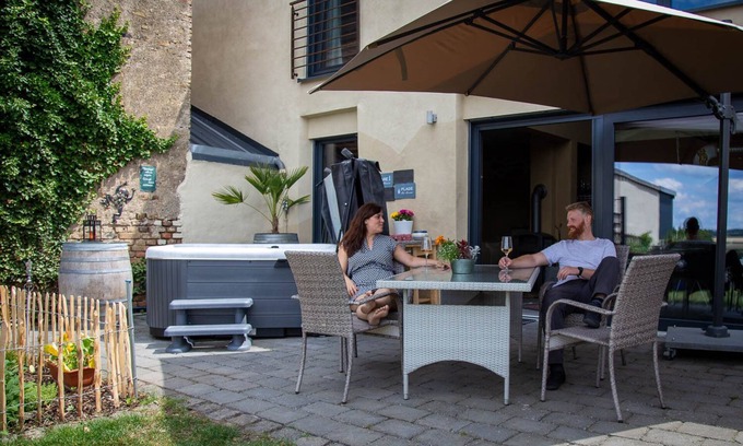 Gappenach House | Revitalizing Retreat with Outdoor Whirlpool and Spa Services