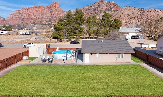 Hildale House | Private Zion Retreat - Pool, Pets, + Views