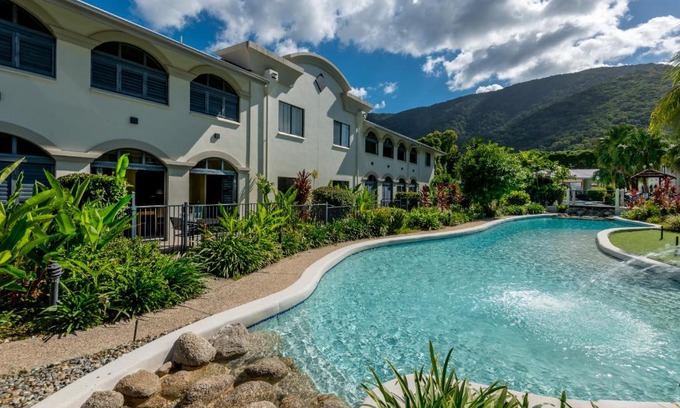 Palm Cove Apartment | Top-Rated Managed Apartments at Mango Lagoon with Ocean View