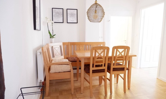 Tuebingen Apartment | Comfortable Rooms in Prime Historic City Center