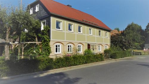 Kottmar House | Guest Favorite: Privatzimmer Lehmann with Family-Friendly Amenities