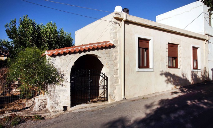 Georgioupolis Villa | Discover Privet Villa: Explore West Crete in Tranquility