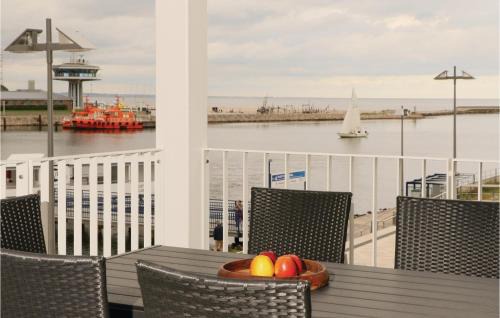 Travemuende Apartment | Premier Stay at Promenadenvilla - 5-Star Family Retreat