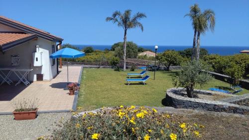 Santa Tecla House | Inviting Profumo di Zagara Acireale: 4-Star Family Retreat
