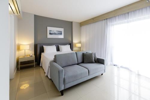 Barra da Tijuca Hotel | Experience Oceanfront Comfort at Promenade Link Stay Barra