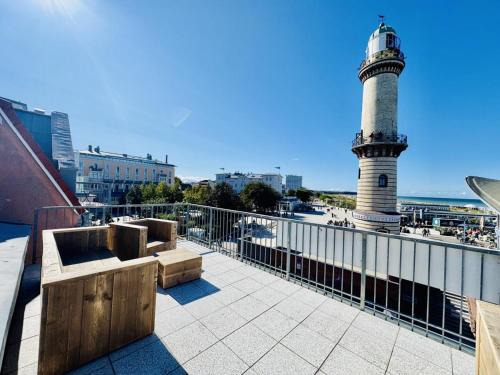 Warnemuende Apartment | Scenic Oceanfront Retreat: Pet-Friendly & Family-Oriented