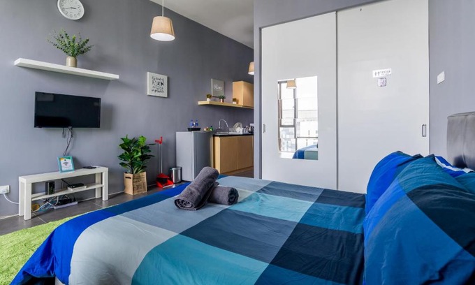 Damansara Perdana Apartment | Budget-Friendly Proper Suites at Empire Damansara
