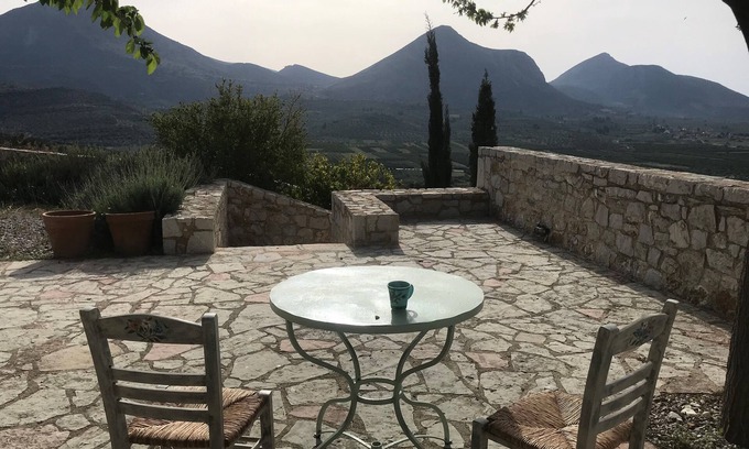 Messolonghi House | Idyllic Retreat in Olive Groves of Mycenaean Countryside