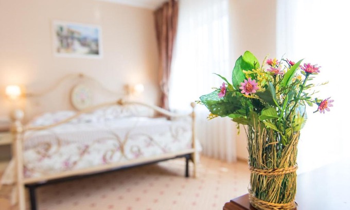 Goryachiy Klyuch Hotel | Exceptional Provance Hotel: Pet Friendly & Family-Oriented