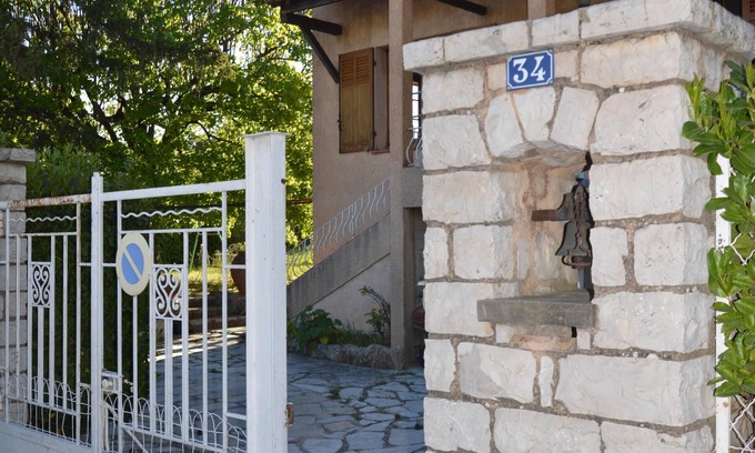 Aups Villa | Enchanting Provençal House with Pool in Haut Var Verdon