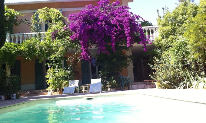 Toulon Villa | Idyllic Provencal House with Pool Near Beach in France
