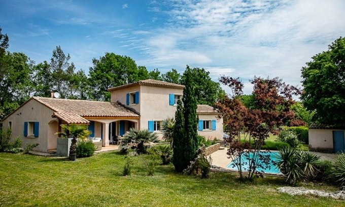 Draguignan Villa | Idyllic Provencal Villa with Private Heated Pool in Draguignan