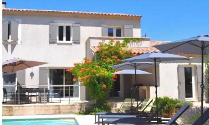 Croagnes Villa | Discover Provence Mon Amour Near St Saturnin les Apt